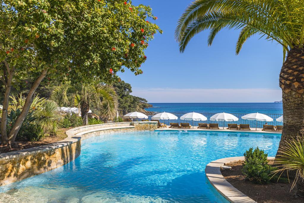 Hotel Le Bailli De Suffren Rayol-Canadel-sur-Mer Exterior photo
