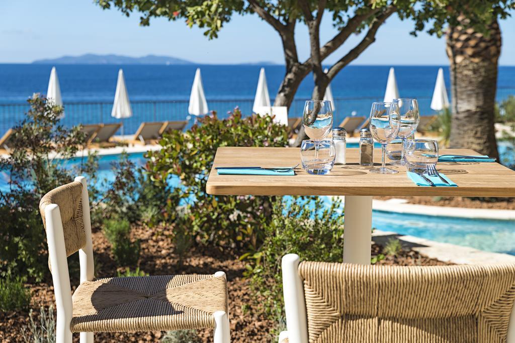 Hotel Le Bailli De Suffren Rayol-Canadel-sur-Mer Exterior photo